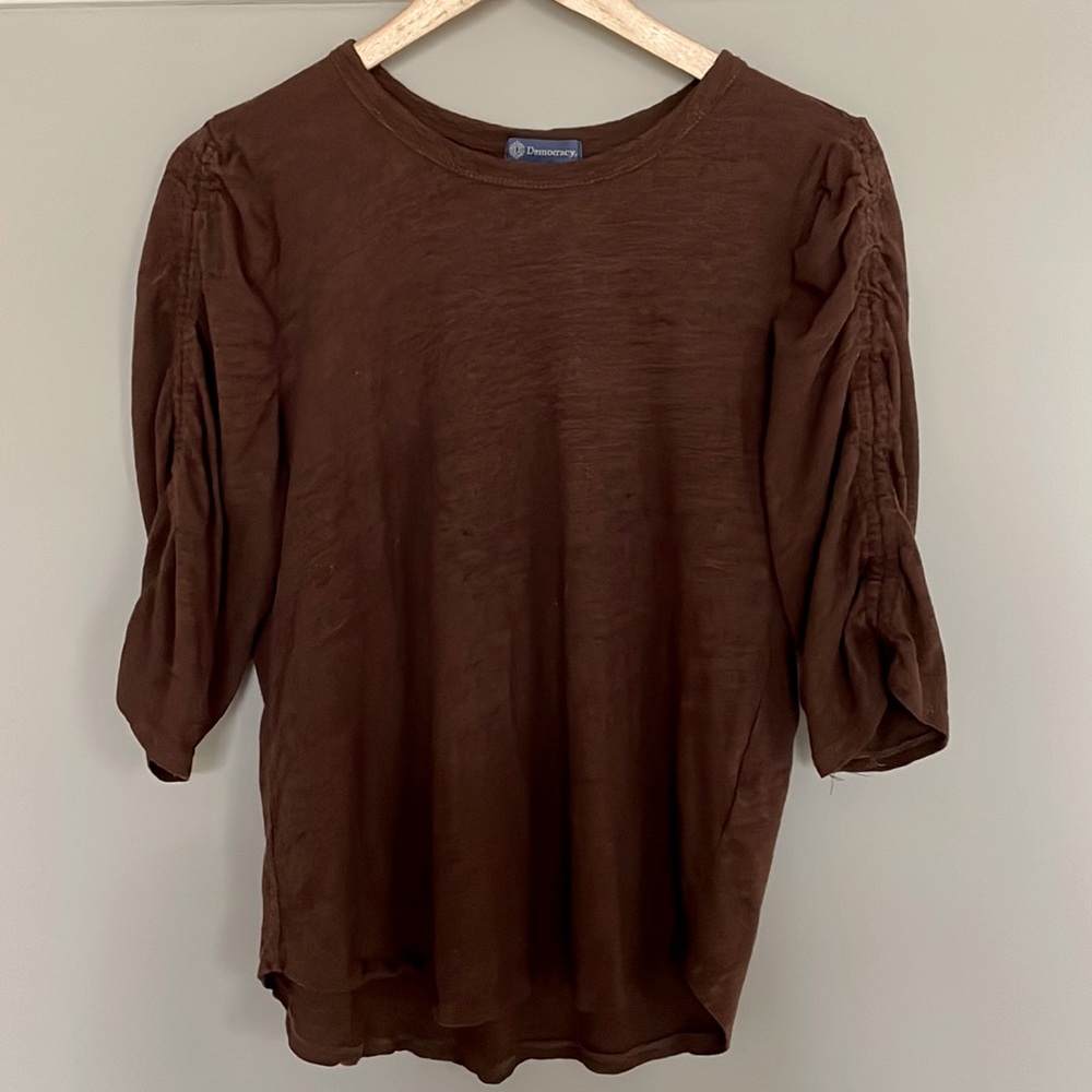 Democracy Chocolate Brown 3/4 Sleeve Ruched Sleeve Top ~ L